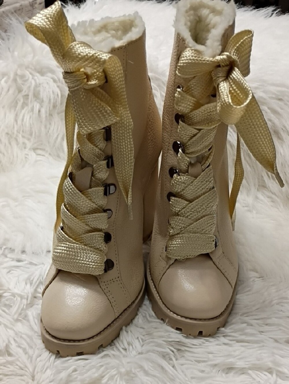 SCHUTZ Zhara Eggshell Lace-Up Faux-Fur Block Heel Combat Moto Ankle Boots 7.5 - Picture 5 of 16